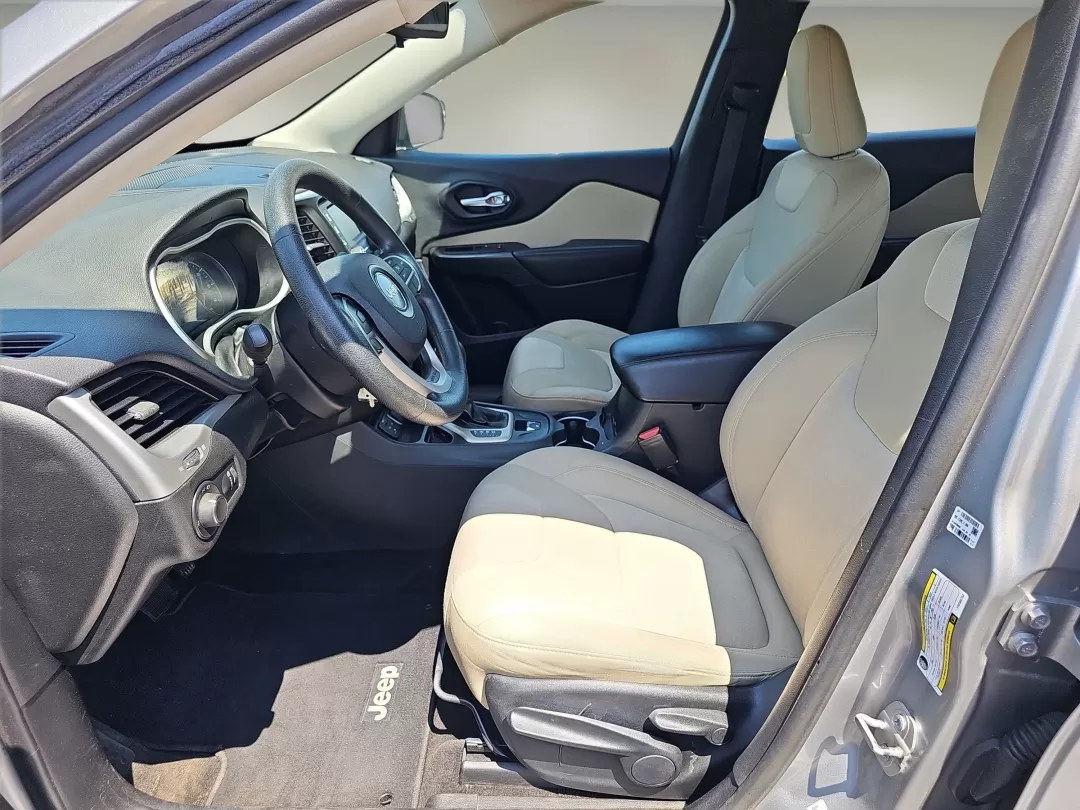 2015 /Lt Frost Beige/Black Jeep Cherokee Sport (1C4PJLAB3FW) with an Other engine, located at 5115 14th Ave., Columbus, GA, 31904, (706) 323-0345, 32.511494, -84.971046 - **Unleash Adventure with the 2015 Jeep Cherokee Sport Perfect for Your Next Journey!**<br /> <br /> Are you ready to elevate your lifestyle with a vehicle that's as versatile as your ambitions? The 2015 Jeep Cherokee Sport is the ultimate crossover for those seeking a perfect blend of comfort, capa - Photo#9