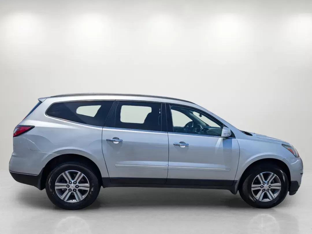 2015 /Ebony Chevrolet Traverse LT (1GNKRGKD7FJ) with an Other engine, located at 804 22nd Ave, Phenix City, AL, 36870, (334) 297-1860, 32.484749, -85.024475 - **Discover Adventure with the 2015 Chevrolet Traverse LT at Gils Auto - Phenix City!**<br /> <br /> Are you on the lookout for the perfect family SUV that balances space, comfort, and style? Look no further! The 2015 Chevrolet Traverse LT is here to elevate your family's adventures, whether you're h - Photo#3