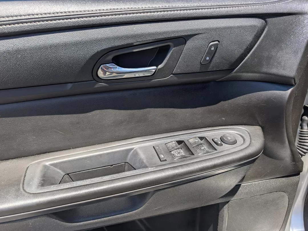 2015 /Ebony Chevrolet Traverse LT (1GNKRGKD7FJ) with an Other engine, located at 804 22nd Ave, Phenix City, AL, 36870, (334) 297-1860, 32.484749, -85.024475 - **Discover Adventure with the 2015 Chevrolet Traverse LT at Gils Auto - Phenix City!**<br /> <br /> Are you on the lookout for the perfect family SUV that balances space, comfort, and style? Look no further! The 2015 Chevrolet Traverse LT is here to elevate your family's adventures, whether you're h - Photo#8