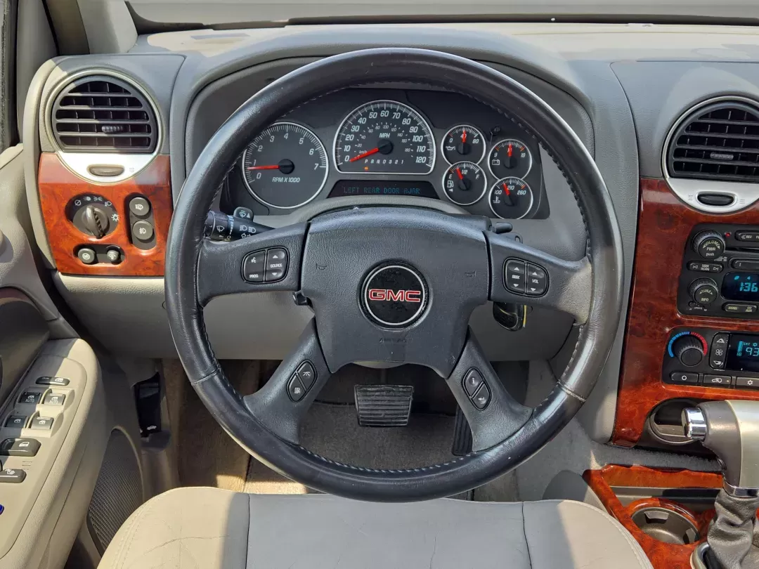 2006 /Light Gray GMC Envoy SLT (1GKDS13S662) with an Other engine, located at 521 Old Farm Lane Rd, Prattville, AL, 36066, (334) 325-1505, 32.482460, -86.416367 - **Explore Adventure with This 2006 GMC Envoy SLT at Gils Auto - Prattville!** <br /> <br /> Are you ready to elevate your weekend getaways or daily commutes? Look no further! This 2006 GMC Envoy SLT is the perfect companion for your family adventures, daily drives through Prattville, or trips to nea - Photo#15