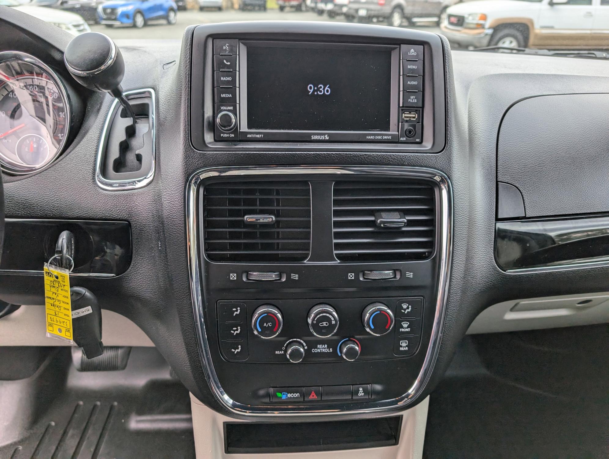 2018 /Black/Light Graystone Dodge Grand Caravan SXT (2C4RDGCG7JR) with an Regular Unleaded V-6 3.6 L/220 engine, 6-Speed Multi-Speed Automatic w/OD transmission, located at 7000 Northlake Connector, Columbus, GA, 31904, (706) 987-8085, 32.524975, -84.978134 - 2018 Dodge Grand Caravan SXT - Photo#14