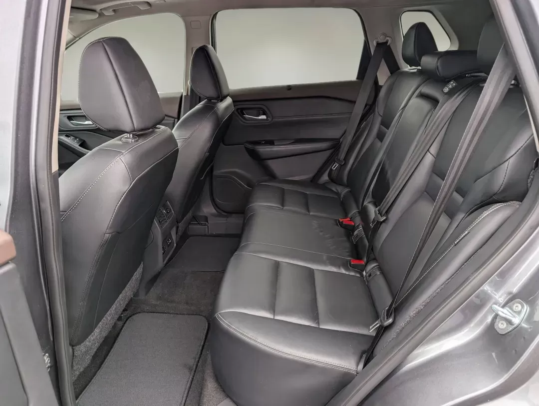 2023 /Charcoal Nissan Rogue SL (5N1BT3CB5PC) with an Intercooled Turbo Regular Unleaded I-3 1.5 L/91 engine, 1-Speed CVT w/OD transmission, located at 804 22nd Ave, Phenix City, AL, 36870, (334) 297-1860, 32.484749, -85.024475 - 2023 Nissan Rogue SL - Photo#9