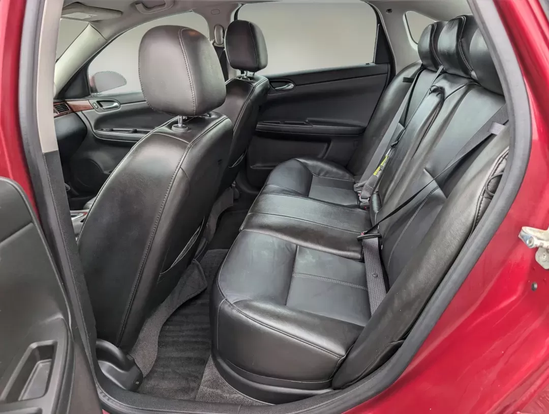 2008 /Ebony Chevrolet Impala LT (2G1WT58K889) with an Gas/Ethanol V6 3.5L/214 engine, 4-Speed Automatic w/OD transmission, located at 521 Old Farm Lane Rd, Prattville, AL, 36066, (334) 325-1505, 32.482460, -86.416367 - 2008 Chevrolet Impala LT - Photo#11