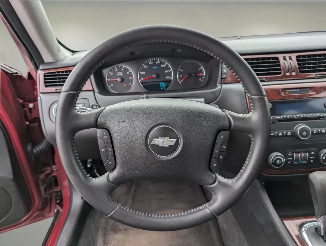 2008 /Ebony Chevrolet Impala LT (2G1WT58K889) with an Gas/Ethanol V6 3.5L/214 engine, 4-Speed Automatic w/OD transmission, located at 521 Old Farm Lane Rd, Prattville, AL, 36066, (334) 325-1505, 32.482460, -86.416367 - 2008 Chevrolet Impala LT - Photo#16
