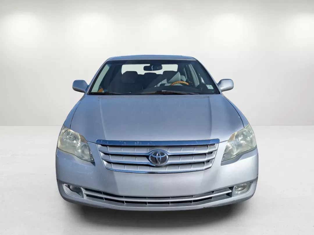 2006 Toyota Avalon Limited (4T1BK36B36U) with an Gas V6 3.5L/211 engine, 5-Speed Automatic w/OD transmission, located at 1430 Gateway Drive, Opelika, AL, 36801, (334) 239-0944, 32.637871, -85.409790 - 2006 Toyota Avalon Limited - Photo#1