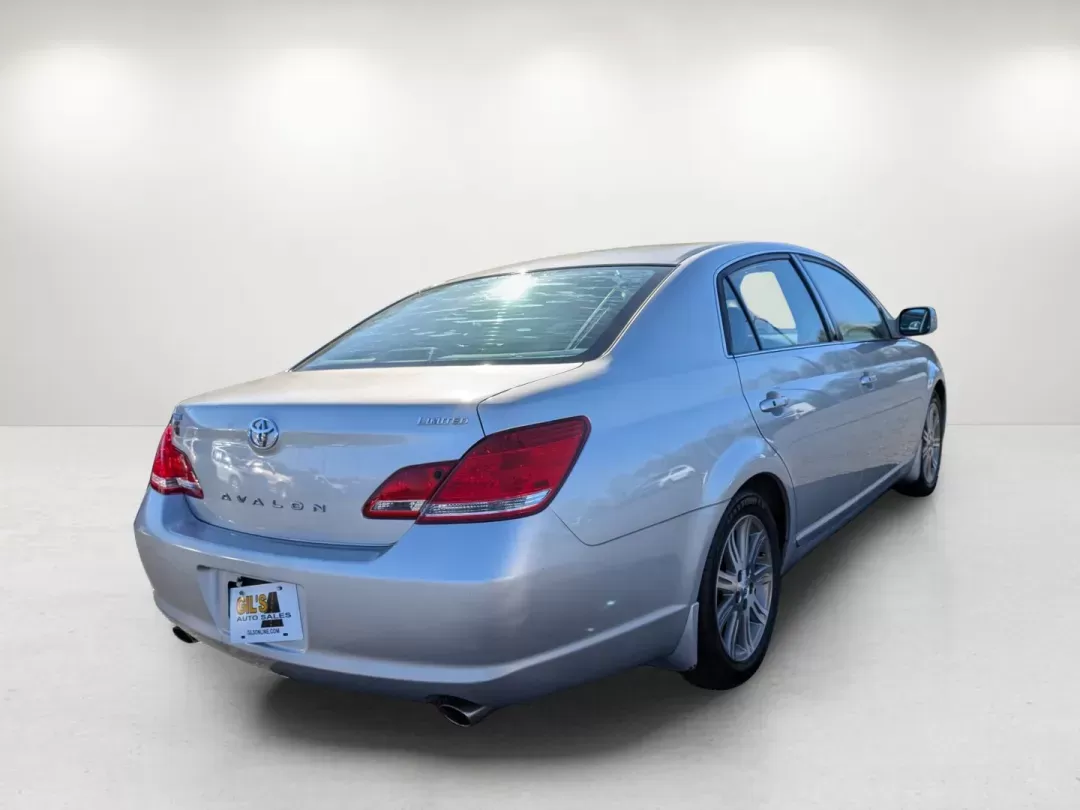2006 Toyota Avalon Limited (4T1BK36B36U) with an Other engine, located at 3959 U.S. 80 W, Phenix City, AL, 36870, (334) 297-4885, 32.469296, -85.135185 - **Elevate Your Driving Experience with the 2006 Toyota Avalon Limited at Gils Auto in Opelika, AL!**<br /> <br /> Are you ready to upgrade your daily drive with a vehicle that blends comfort, style, and reliability? Look no further than this stunning 2006 Toyota Avalon Limited, perfect for anyone se - Photo#4