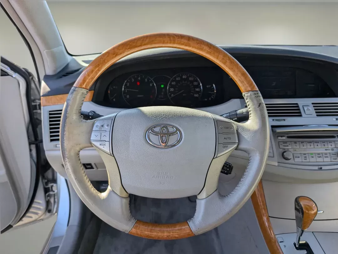 2006 Toyota Avalon Limited (4T1BK36B36U) with an Other engine, located at 3959 U.S. 80 W, Phenix City, AL, 36870, (334) 297-4885, 32.469296, -85.135185 - **Elevate Your Driving Experience with the 2006 Toyota Avalon Limited at Gils Auto in Opelika, AL!**<br /> <br /> Are you ready to upgrade your daily drive with a vehicle that blends comfort, style, and reliability? Look no further than this stunning 2006 Toyota Avalon Limited, perfect for anyone se - Photo#14