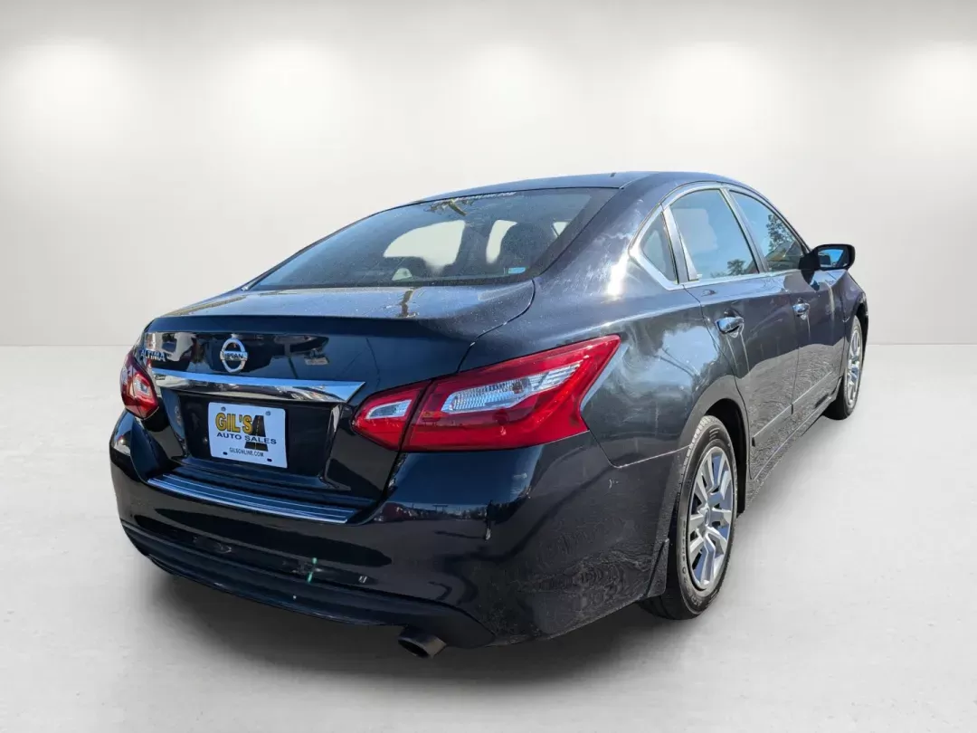 2017 /Charcoal Nissan Altima 2.5 S (1N4AL3AP3HC) with an Regular Unleaded I-4 2.5 L/152 engine, 1-Speed CVT w/OD transmission, located at 5115 14th Ave., Columbus, GA, 31904, (706) 323-0345, 32.511494, -84.971046 - 2017 Nissan Altima 2.5 S - Photo#4