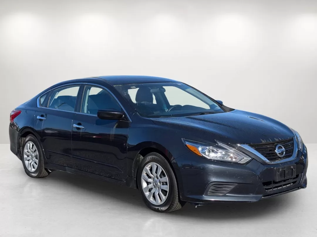 2017 /Charcoal Nissan Altima 2.5 S (1N4AL3AP3HC) with an Other engine, located at 3959 U.S. 80 W, Phenix City, AL, 36870, (334) 297-4885, 32.469296, -85.135185 - 2017 Nissan Altima 2.5 S - Photo#6