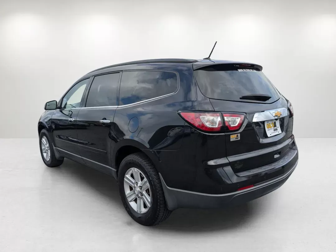 2014 /Ebony/Mojave Chevrolet Traverse LT (1GNKRHKD6EJ) with an Gas V6 3.6L/217 engine, 6-Speed Automatic transmission, located at 804 22nd Ave, Phenix City, AL, 36870, (334) 297-1860, 32.484749, -85.024475 - **Explore the Open Road with the 2014 Chevrolet Traverse LT Perfect for Growing Families!**<br /> <br /> Are you in the market for a spacious and reliable SUV that can accommodate your family's adventures? Look no further than this 2014 Chevrolet Traverse LT, available exclusively at **Gils Auto**, - Photo#6