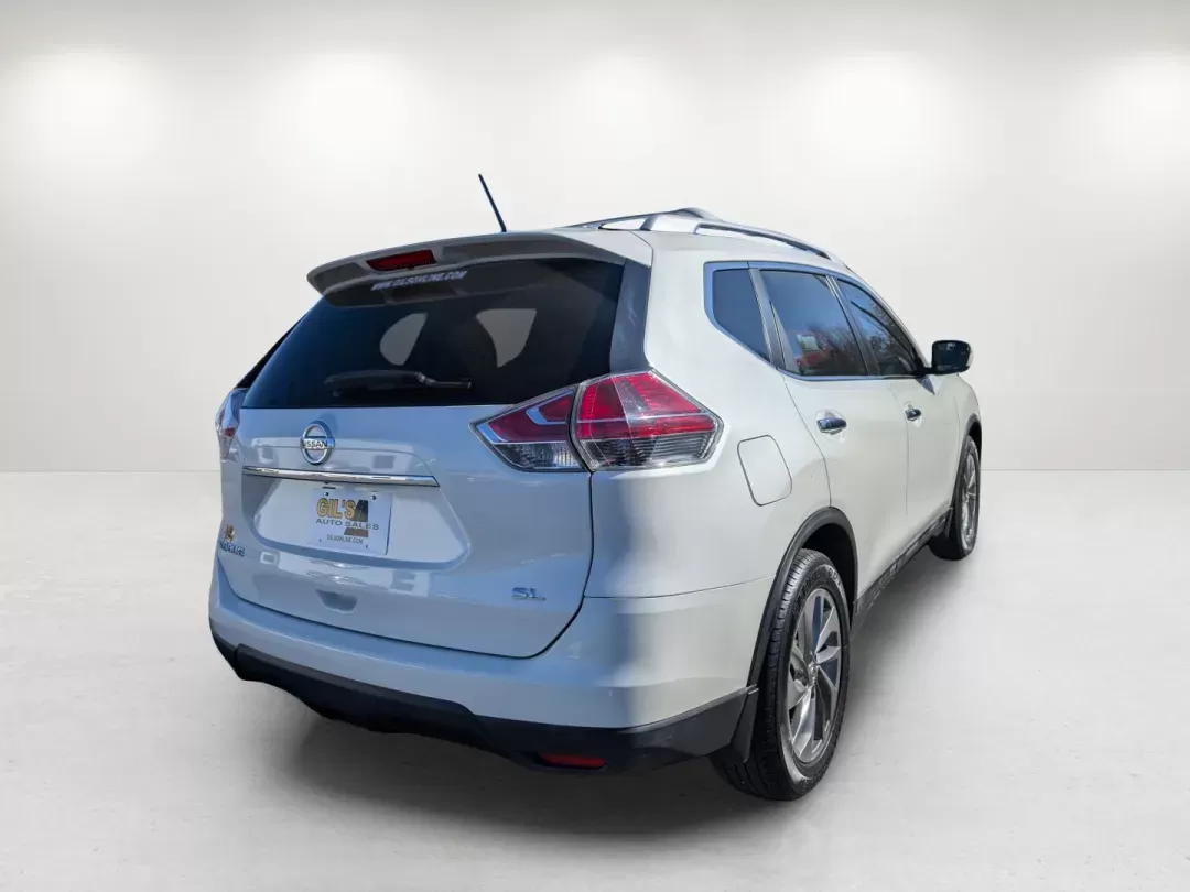 2015 /Almond Nissan Rogue SL (5N1AT2MT5FC) with an Regular Unleaded I-4 2.5 L/152 engine, 1-Speed CVT w/OD transmission, located at 3959 U.S. 80 W, Phenix City, AL, 36870, (334) 297-4885, 32.469296, -85.135185 - 2015 Nissan Rogue SL - Photo#5
