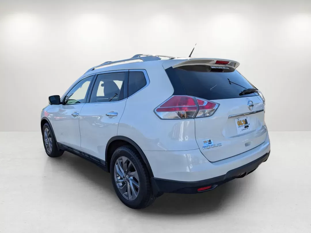 2015 /Almond Nissan Rogue SL (5N1AT2MT5FC) with an Regular Unleaded I-4 2.5 L/152 engine, 1-Speed CVT w/OD transmission, located at 3959 U.S. 80 W, Phenix City, AL, 36870, (334) 297-4885, 32.469296, -85.135185 - 2015 Nissan Rogue SL - Photo#7