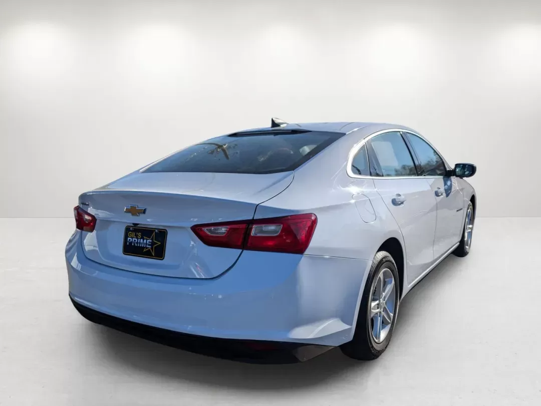 2020 /Dark Atmosphere/ Medium Ash Gray Chevrolet Malibu LS (1G1ZB5STXLF) with an Turbocharged Gas I4 1.5L/91 engine, 1-Speed Automatic transmission, located at 5115 14th Ave., Columbus, GA, 31904, (706) 323-0345, 32.511494, -84.971046 - 2020 Chevrolet Malibu LS - Photo#4