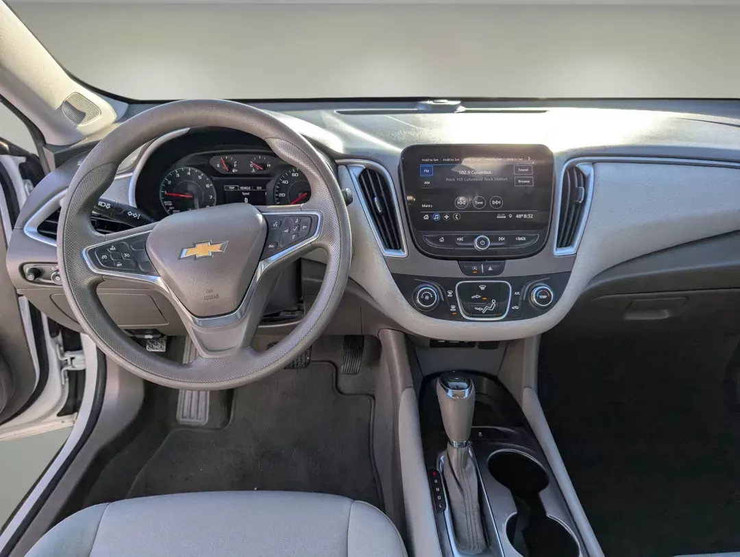 2020 /Dark Atmosphere/ Medium Ash Gray Chevrolet Malibu LS (1G1ZB5STXLF) with an Turbocharged Gas I4 1.5L/91 engine, 1-Speed Automatic transmission, located at 5115 14th Ave., Columbus, GA, 31904, (706) 323-0345, 32.511494, -84.971046 - 2020 Chevrolet Malibu LS - Photo#10