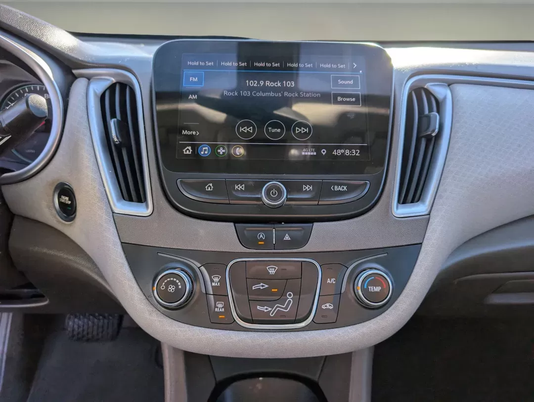 2020 /Dark Atmosphere/ Medium Ash Gray Chevrolet Malibu LS (1G1ZB5STXLF) with an Turbocharged Gas I4 1.5L/91 engine, 1-Speed Automatic transmission, located at 5115 14th Ave., Columbus, GA, 31904, (706) 323-0345, 32.511494, -84.971046 - 2020 Chevrolet Malibu LS - Photo#13