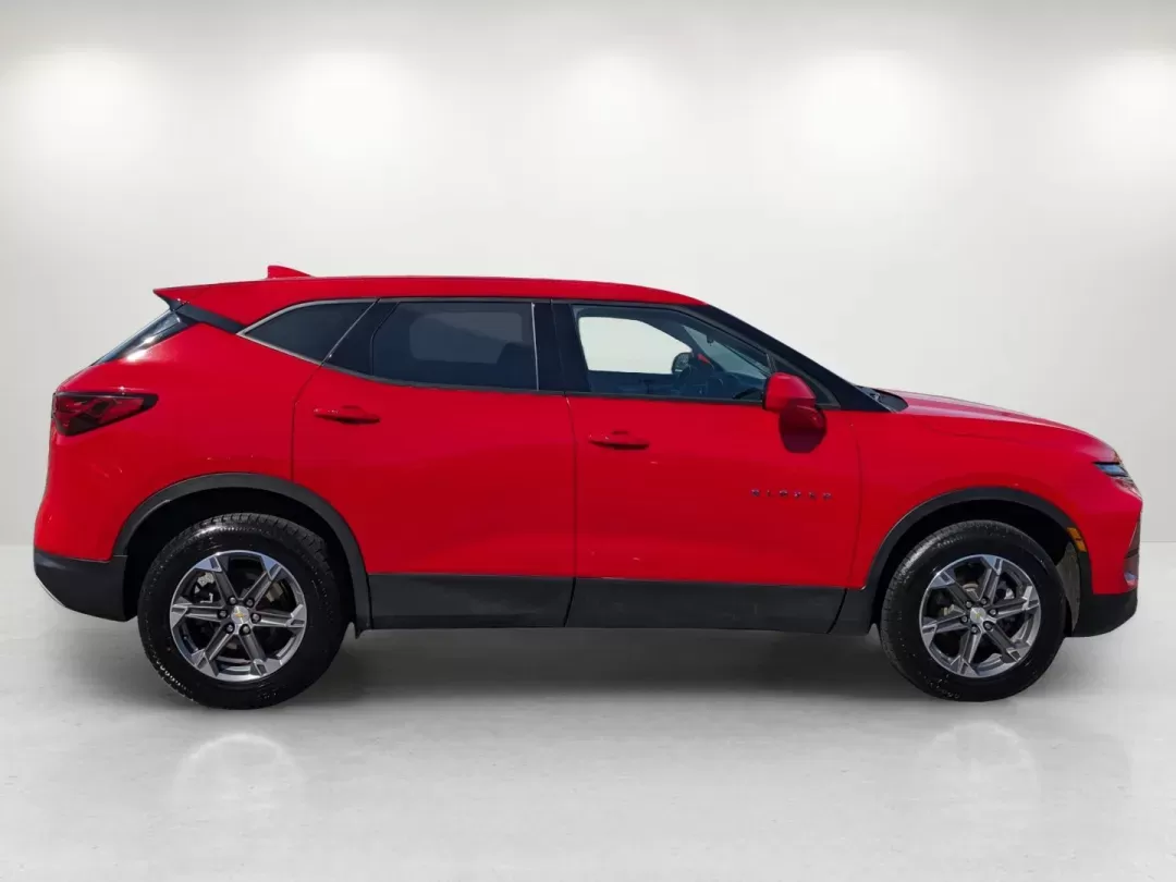 2023 /Jet Black Chevrolet Blazer LT (3GNKBHR41PS) with an Turbocharged Gas I4 2.0L/ engine, 9-Speed Automatic transmission, located at 5115 14th Ave., Columbus, GA, 31904, (706) 323-0345, 32.511494, -84.971046 - 2023 Chevrolet Blazer LT - Photo#4