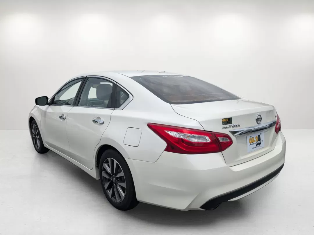 2016 /Beige Nissan Altima 2.5 SL (1N4AL3APXGC) with an Regular Unleaded I-4 2.5 L/152 engine, 1-Speed CVT w/OD transmission, located at 5115 14th Ave., Columbus, GA, 31904, (706) 323-0345, 32.511494, -84.971046 - 2016 Nissan Altima 2.5 SL - Photo#6