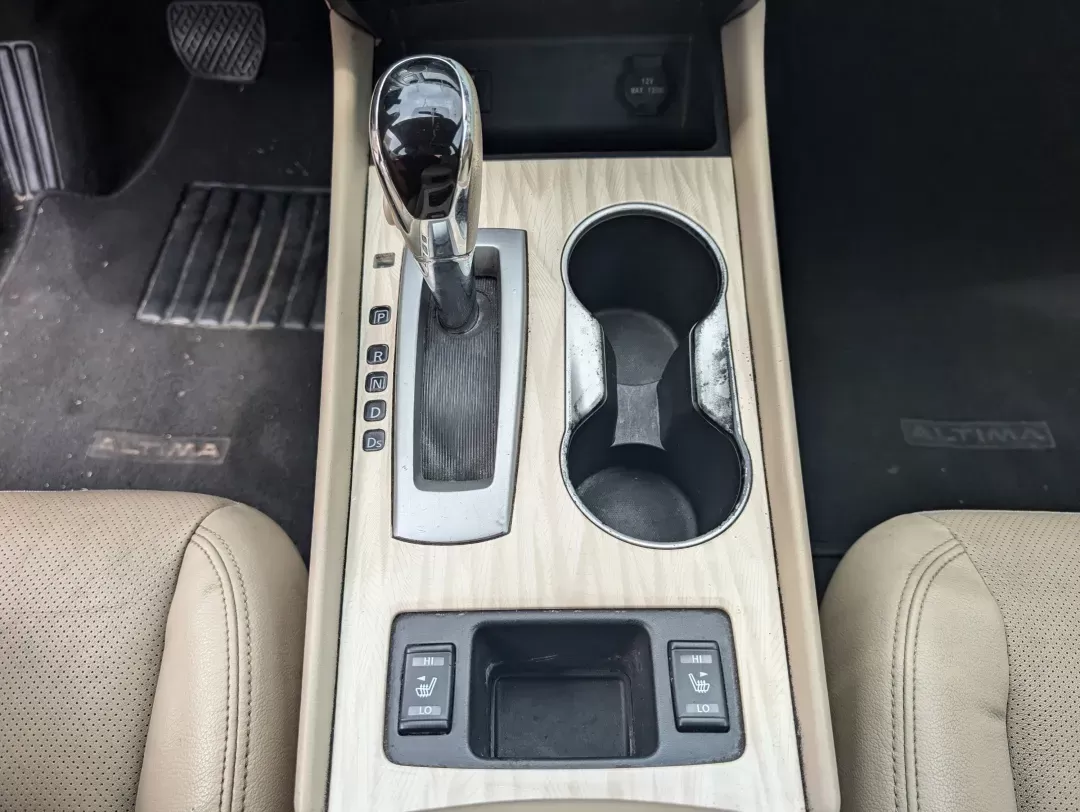 2016 /Beige Nissan Altima 2.5 SL (1N4AL3APXGC) with an Regular Unleaded I-4 2.5 L/152 engine, 1-Speed CVT w/OD transmission, located at 5115 14th Ave., Columbus, GA, 31904, (706) 323-0345, 32.511494, -84.971046 - 2016 Nissan Altima 2.5 SL - Photo#12