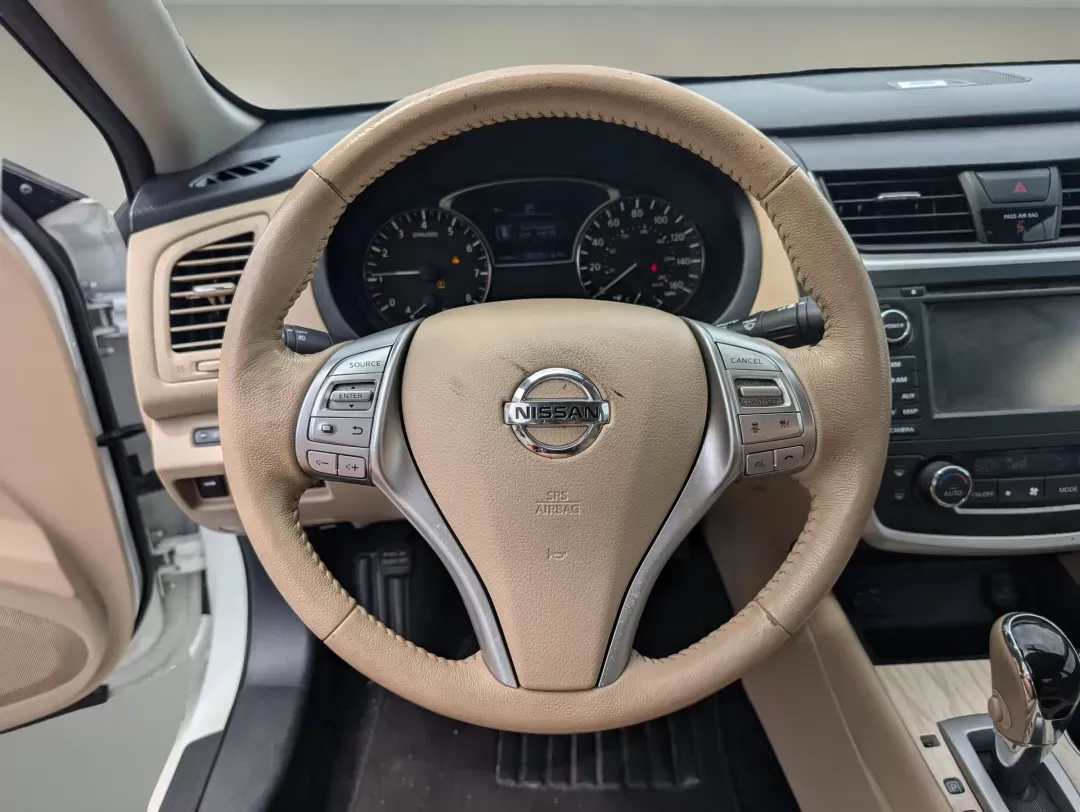 2016 /Beige Nissan Altima 2.5 SL (1N4AL3APXGC) with an Regular Unleaded I-4 2.5 L/152 engine, 1-Speed CVT w/OD transmission, located at 5115 14th Ave., Columbus, GA, 31904, (706) 323-0345, 32.511494, -84.971046 - 2016 Nissan Altima 2.5 SL - Photo#14
