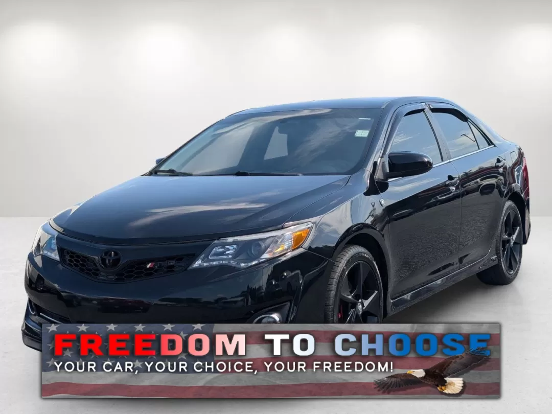 2012 Toyota Camry SE (4T1BF1FK8CU) with an Other engine, located at 1430 Gateway Drive, Opelika, AL, 36801, (334) 239-0944, 32.637871, -85.409790 - Experience the ultimate blend of reliability and comfort with the 2012 Toyota Camry SE, available now at Gils Auto in Opelika, AL. This sedan is perfect for those seeking a dependable daily driver or a family-friendly vehicle that doesn't compromise on style. Whether you're commuting to work, shuttl - Photo#0