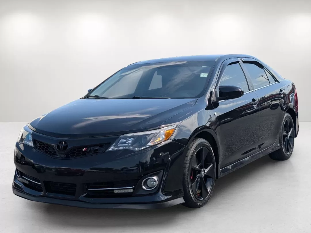 2012 Toyota Camry SE (4T1BF1FK8CU) with an Other engine, located at 1430 Gateway Drive, Opelika, AL, 36801, (334) 239-0944, 32.637871, -85.409790 - Experience the ultimate blend of reliability and comfort with the 2012 Toyota Camry SE, available now at Gils Auto in Opelika, AL. This sedan is perfect for those seeking a dependable daily driver or a family-friendly vehicle that doesn't compromise on style. Whether you're commuting to work, shuttl - Photo#1