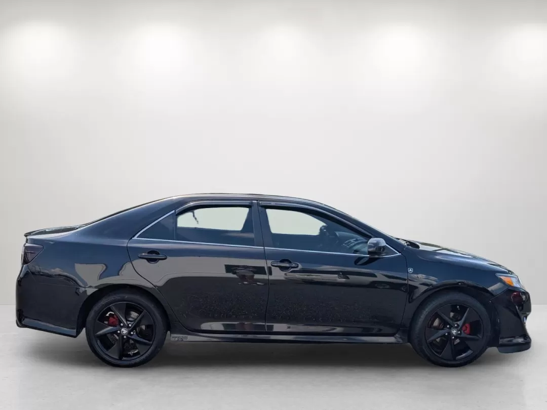 2012 Toyota Camry SE (4T1BF1FK8CU) with an Other engine, located at 1430 Gateway Drive, Opelika, AL, 36801, (334) 239-0944, 32.637871, -85.409790 - Experience the ultimate blend of reliability and comfort with the 2012 Toyota Camry SE, available now at Gils Auto in Opelika, AL. This sedan is perfect for those seeking a dependable daily driver or a family-friendly vehicle that doesn't compromise on style. Whether you're commuting to work, shuttl - Photo#4