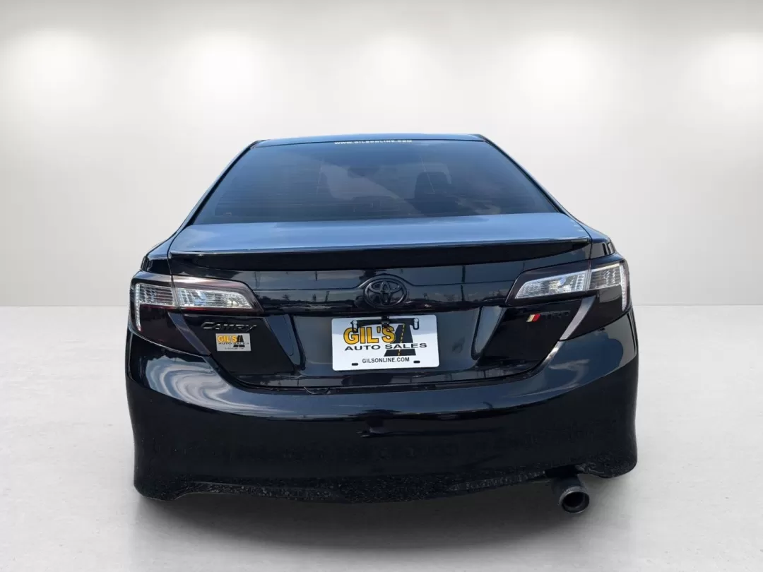 2012 Toyota Camry SE (4T1BF1FK8CU) with an Other engine, located at 1430 Gateway Drive, Opelika, AL, 36801, (334) 239-0944, 32.637871, -85.409790 - Experience the ultimate blend of reliability and comfort with the 2012 Toyota Camry SE, available now at Gils Auto in Opelika, AL. This sedan is perfect for those seeking a dependable daily driver or a family-friendly vehicle that doesn't compromise on style. Whether you're commuting to work, shuttl - Photo#6